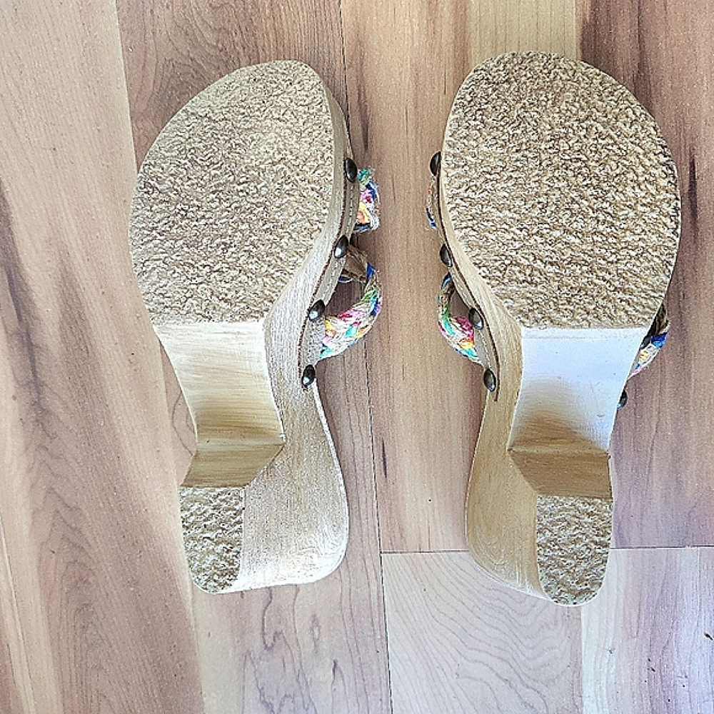 New SBICCA Shoes slip on sandals. Platform. Genuine leather footbed.! Size 7 - Picture 6 of 6